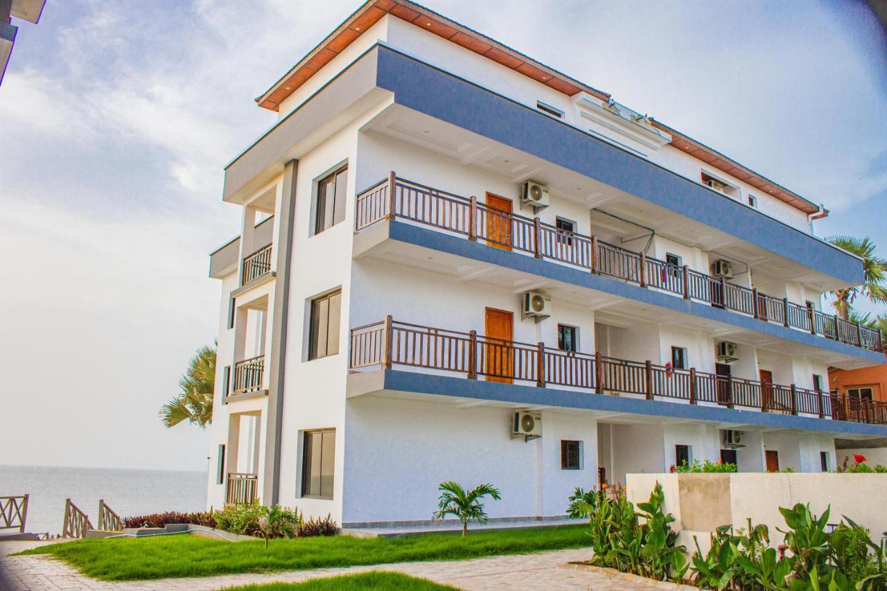Majula Boutique Hotel Serrekunda Exterior photo